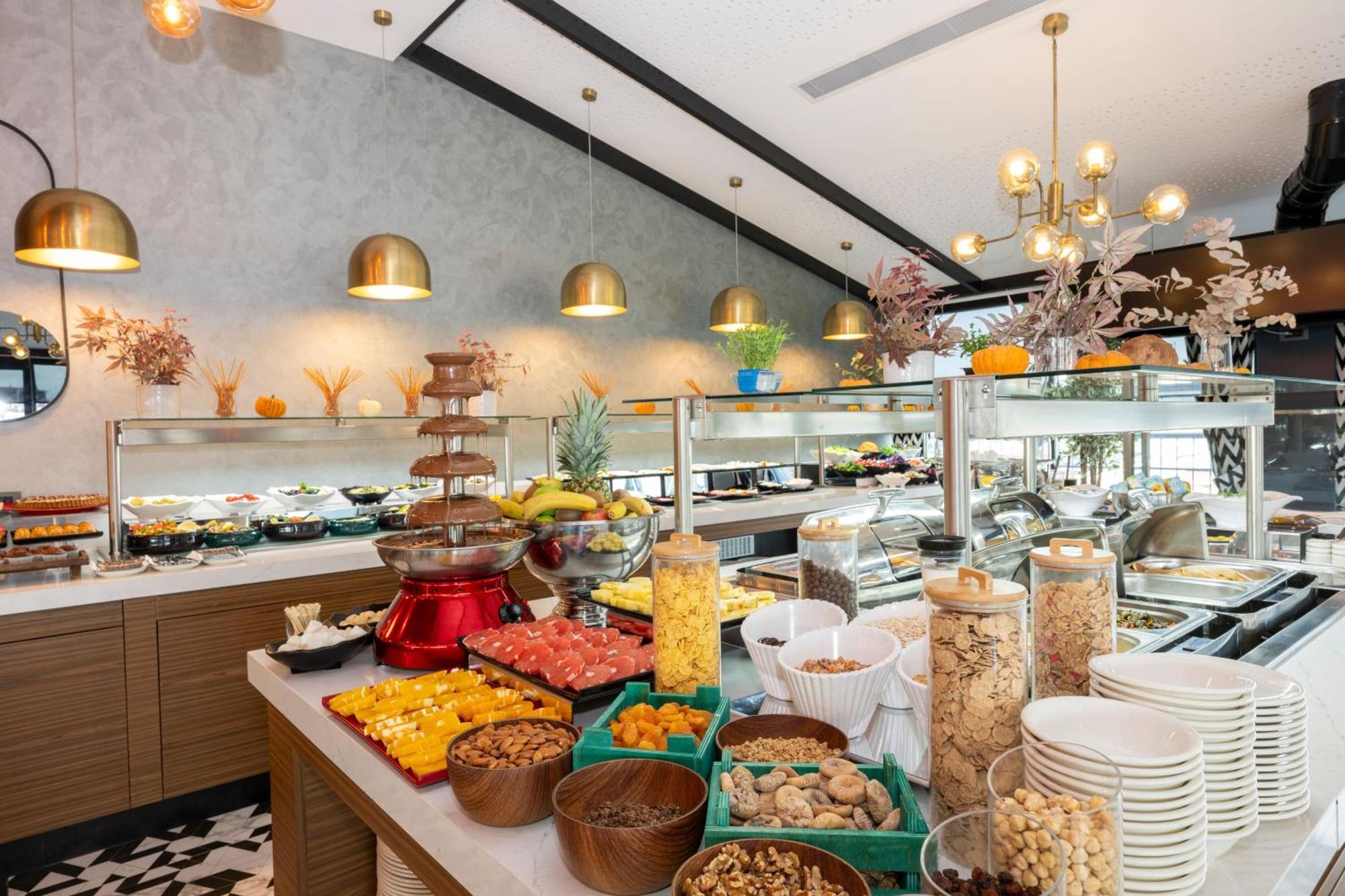 Ramada Encore By Wyndham Istanbul Sisli Buitenkant foto